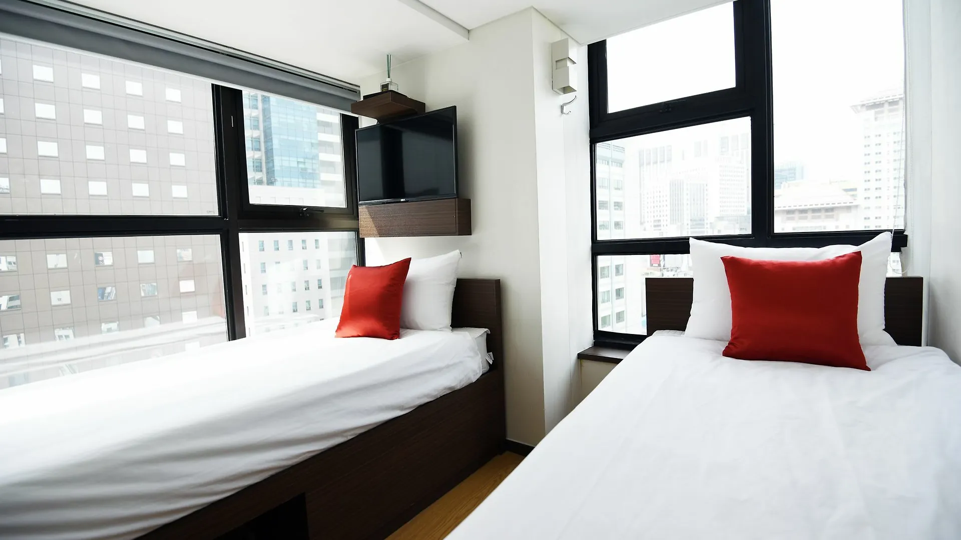 Hotel 57 Myeongdong Hostel Seul